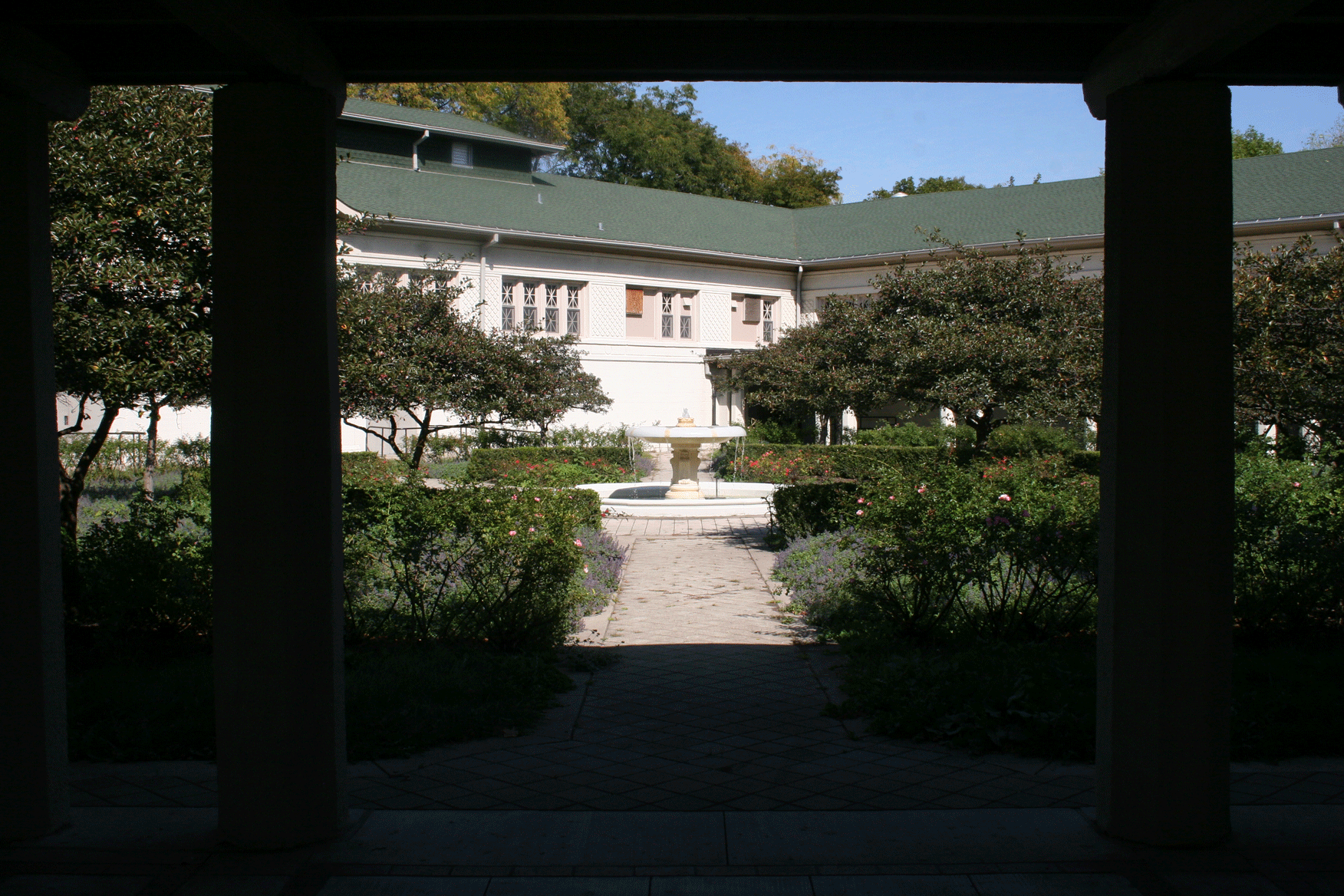 Fountain in Fuller Park